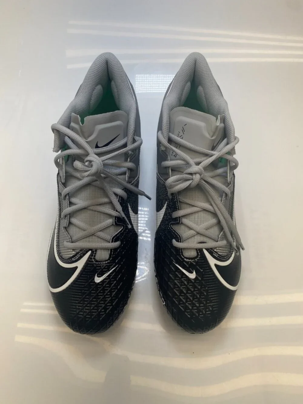 Nike Mens Vapor Edge Elite 360 2  Silver/Black Football Cleat Sz 12